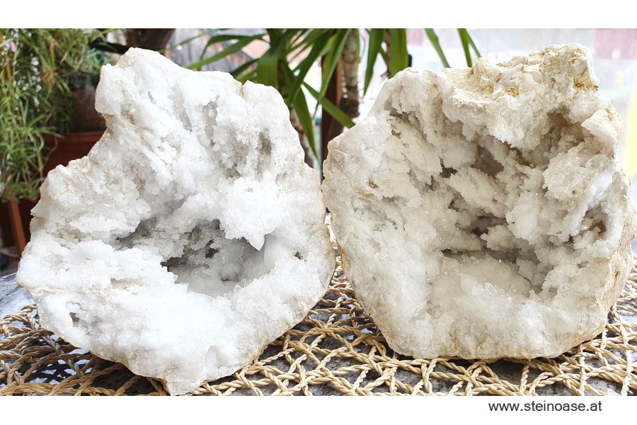 Schneequarz Kristall-Drusen Paar